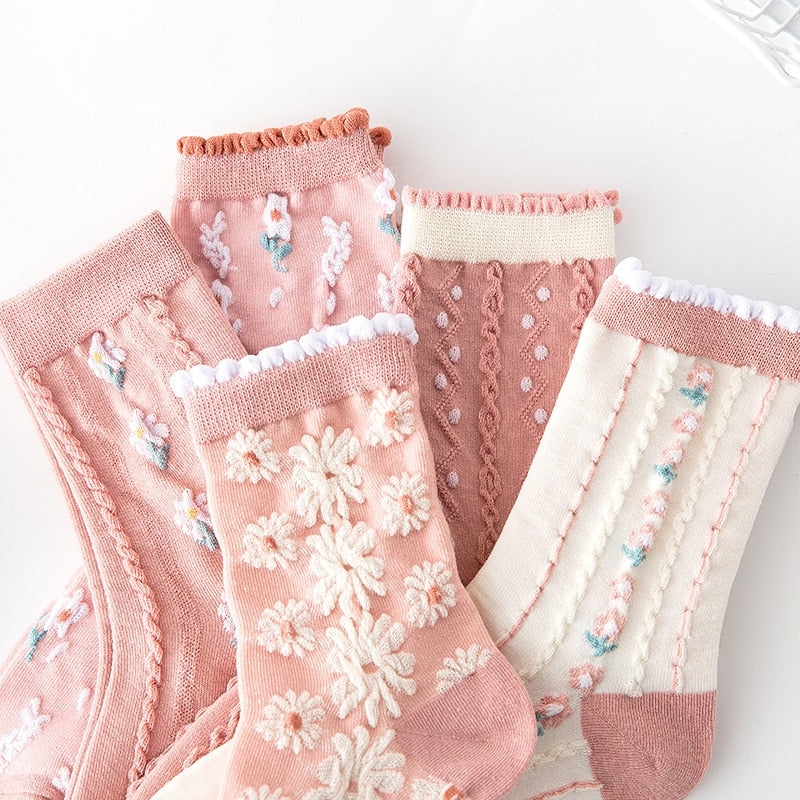 5 Pairs/ Lot Woman Socks Harajuku Retro Embroidery Spring Kawaii Cute Socks Lolita Socks Lace Flower Crew Socks Christmas Gift